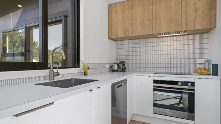 Fowler-Homes-New-Plymouth-Silver-Award-Kitchen
