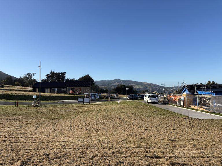 7 flagstaff drive, flagstaff, fowler homes dunedi 5066