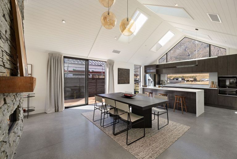 jack's point queenstown fowler homes dining kitchen 10