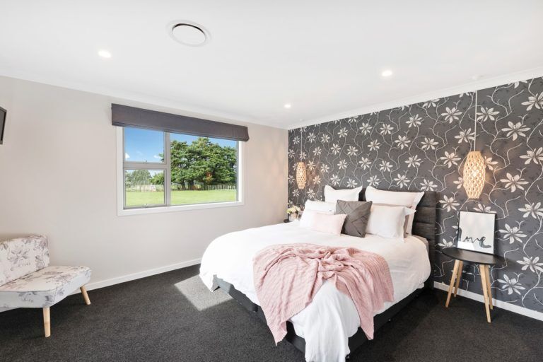 Manawatu-Alabaster-2018-5bbe4e668ac797012bc4025e812146be872e7883