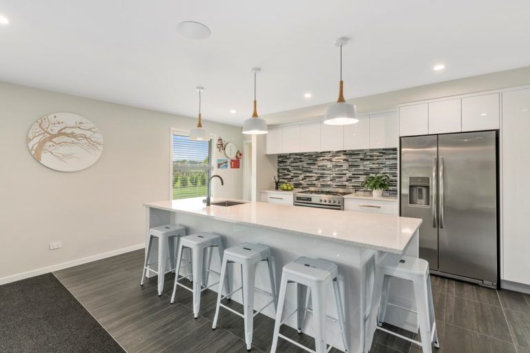 Manawatu-Alabaster-2018-8bf8994aa90d69f881b545d16d5b8c11cc9254cb