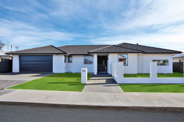 Ashburton-Vucetich-2016-c3289b43927dd914510f3e631b508986ae23432a
