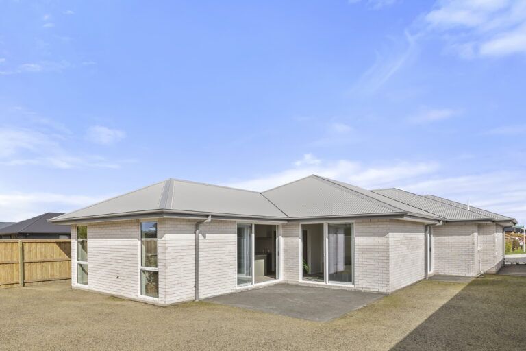 exterior fowler homes christchurch north henshaw mg 8728