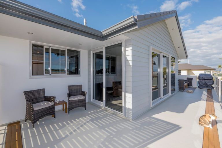 Manawatu-Stephens-2018-5a83b8fa4221a670d7b0735e4f9b3c6cc3286f53