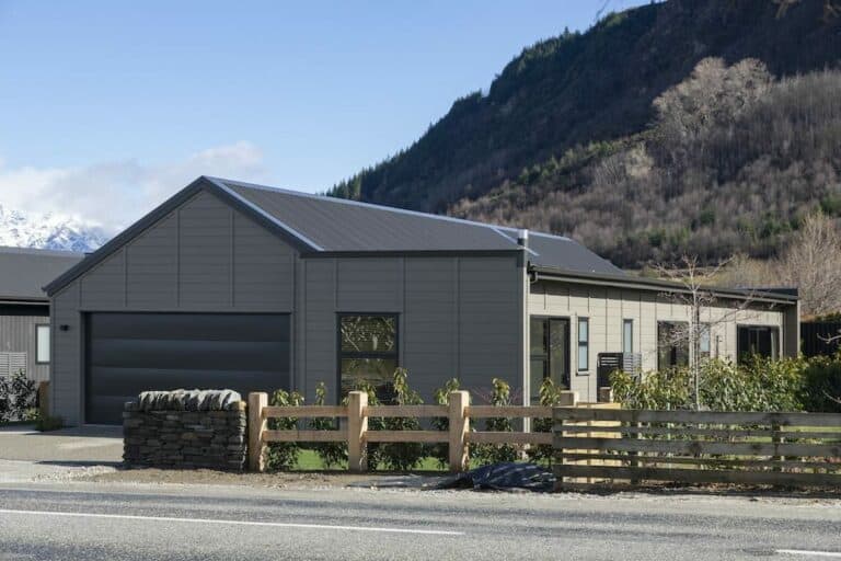 Arrowtown new build