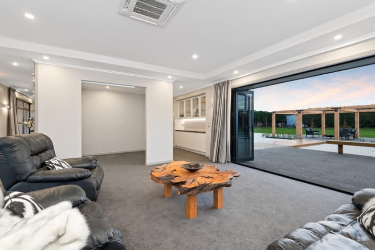 Christchurch-2017-008_Open2view_ID400114-Taylor_Place_25