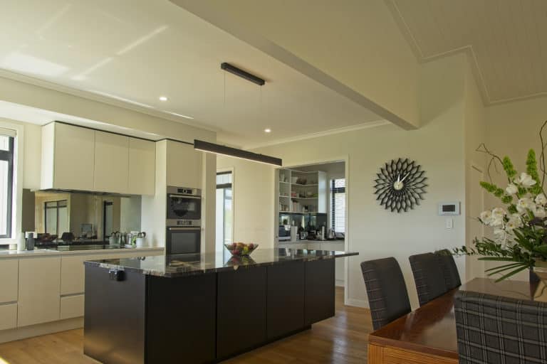 Monument Rd Living (6)