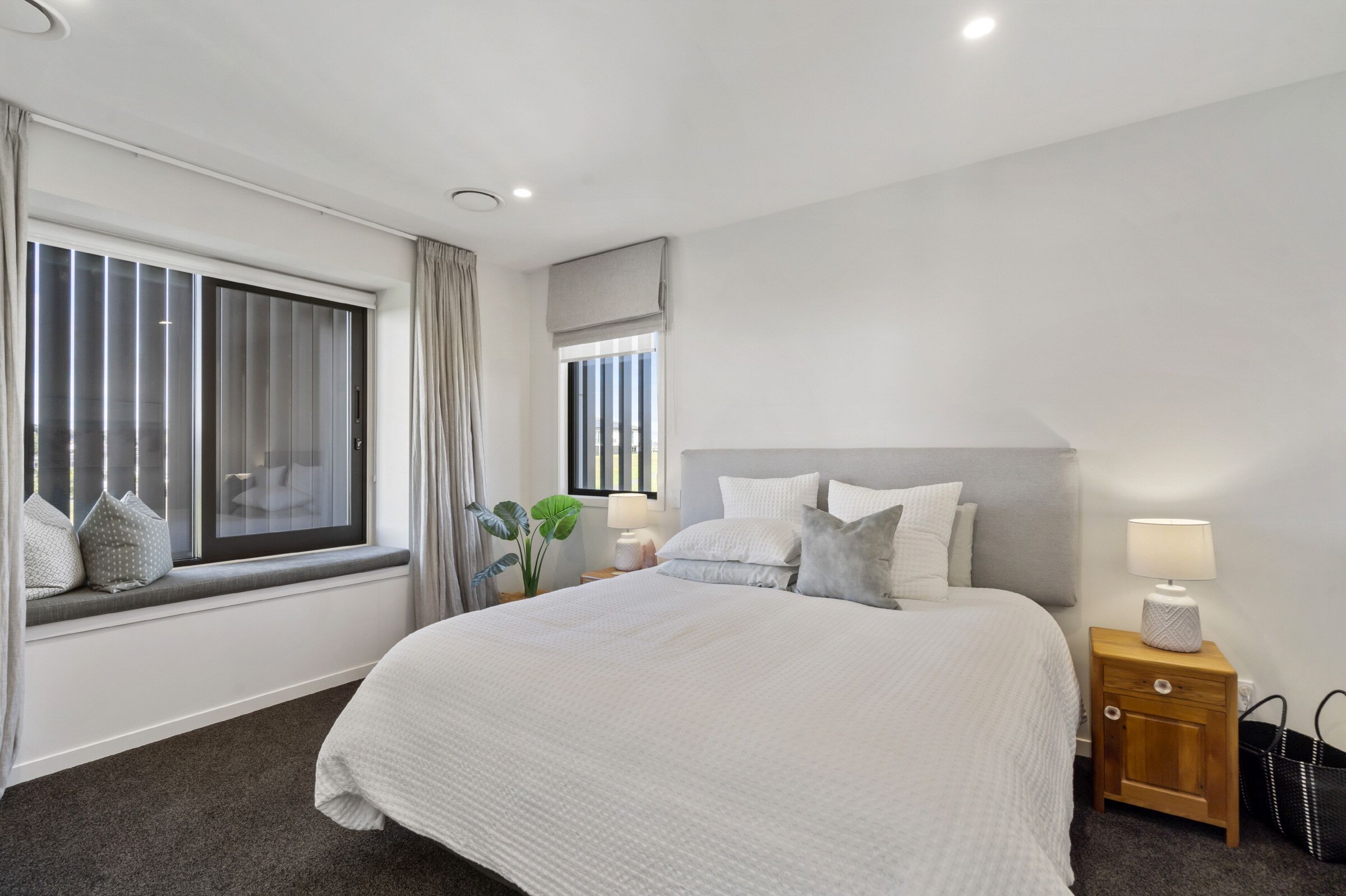 Fowler-Homes-Auckland-South-East-New-Build-Bedroom-thistle Close-41-Low res