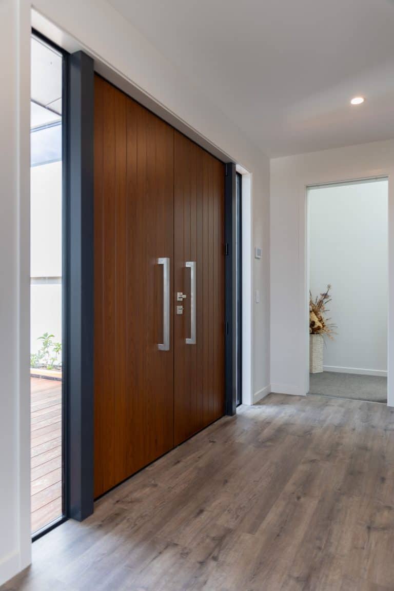 fowler homes dunedin design build doors 0071 hdr