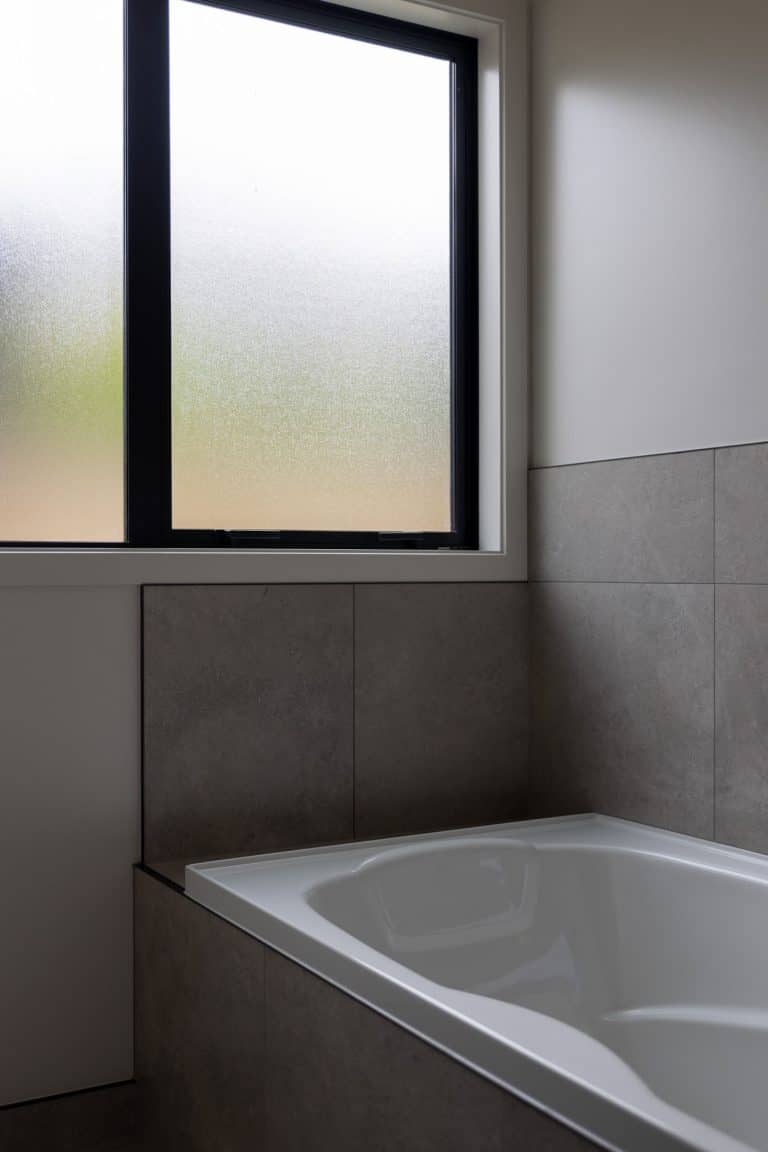 fowler homes dunedin design build windows 168 hdr