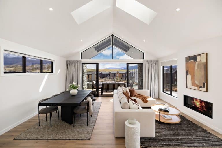 living area fowler 5