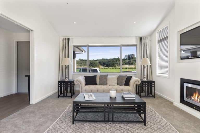 Tauranga-McIntosh-2016-2016-04-15 00.29