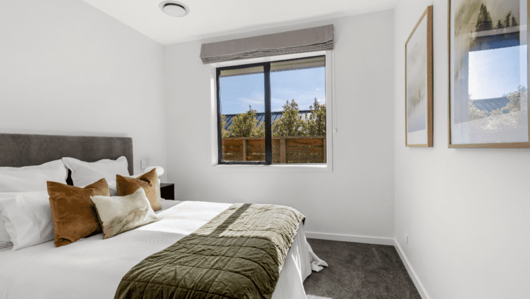 Fowler-Homes-Queenstown-Bedroom-1 (2)