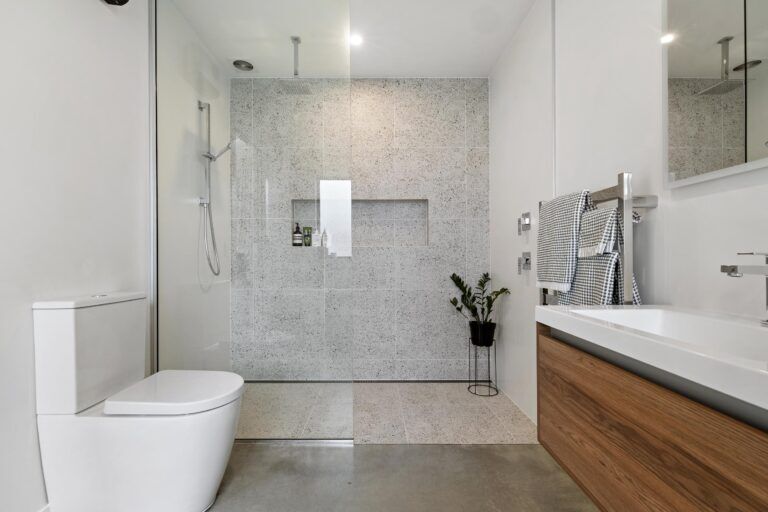 master ensuite bedroom fowler homes queensstown 23