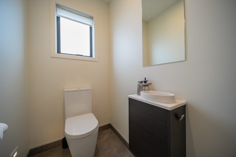 separate toilet fowler homesdsc09211