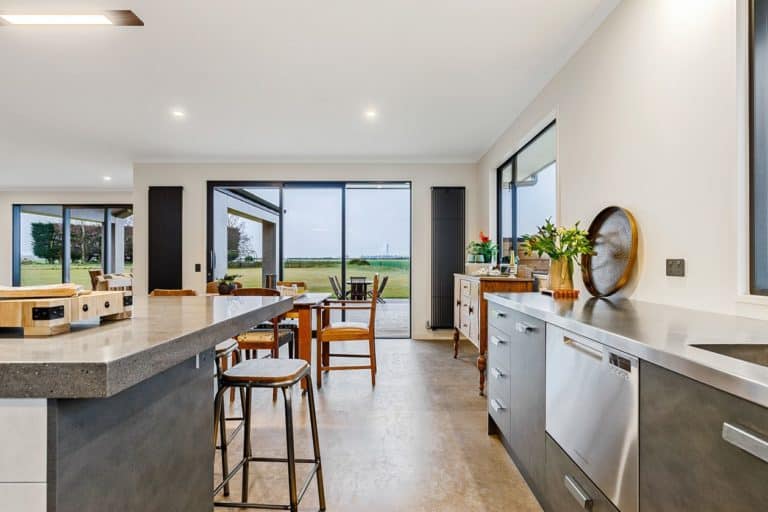 Ashburton-MidSouth-2020-Kitchen99