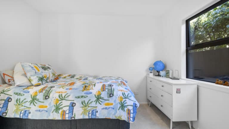 Fowler-Homes-New-Plymouth-Silver-Award-Winning-Home-Bedroom