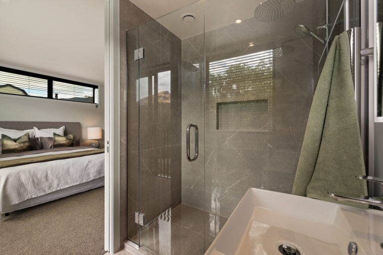 bedroom ensuite arrotown build fowler homes queenstown 2196787781