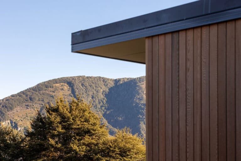 exterior nereus way glenorchy fowler homes queenstown 41