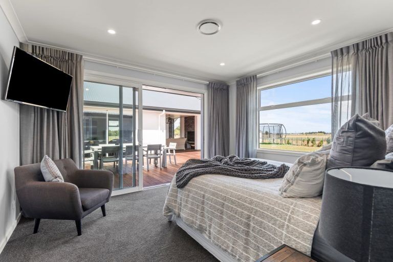 master bedroom fowler homes manawatu 9407