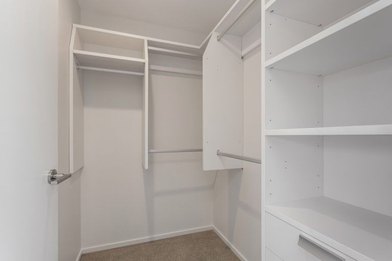 wardrobe img 5898