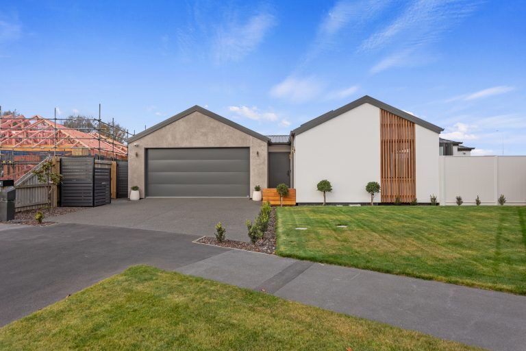 gold award fowler homes christchurch south cb 6152 2 5 30