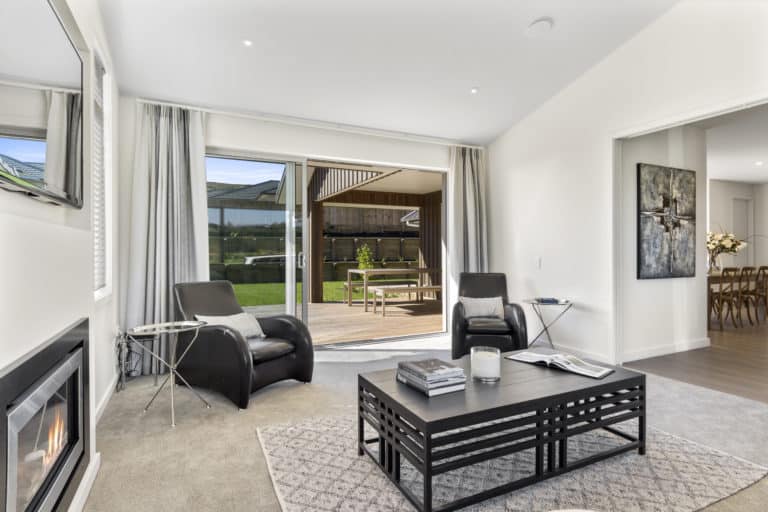 Tauranga-McIntosh-2016-2016-04-15 00.32