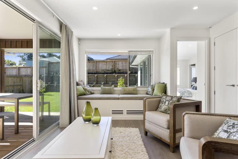 Tauranga-McIntosh-2016-2016-04-15 00.49