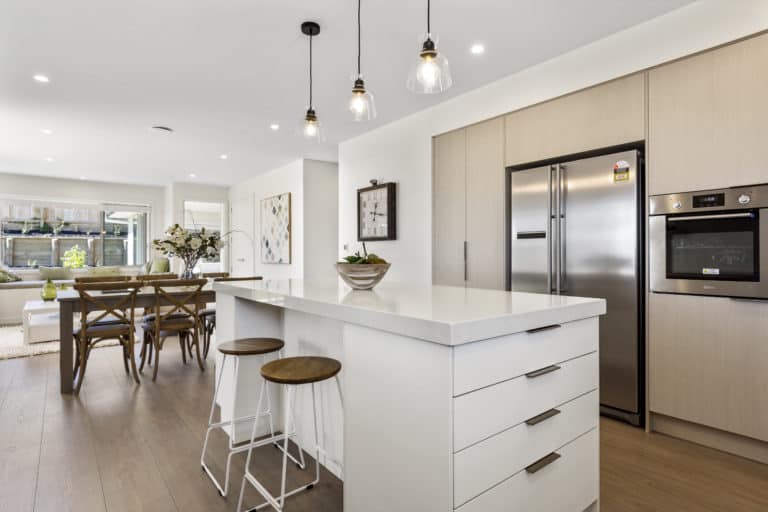 Tauranga-McIntosh-2016-2016-04-15 00.58