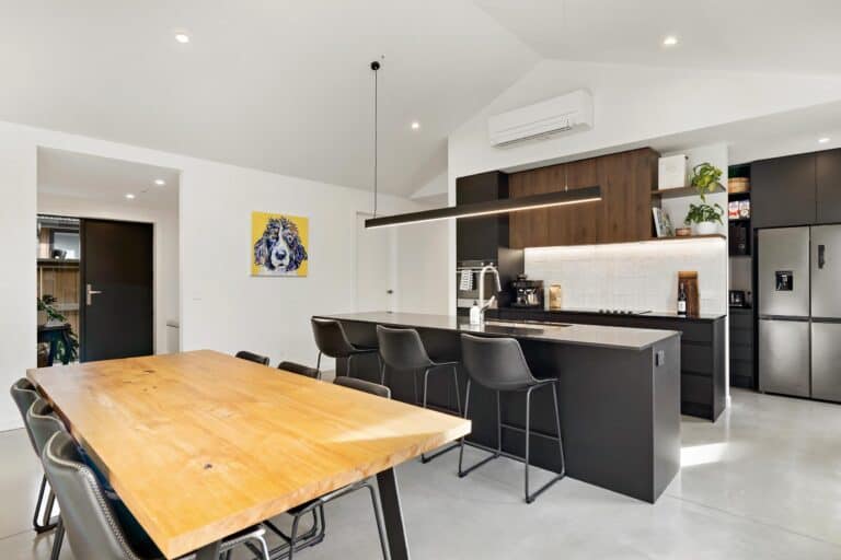 open plan living fowler homes queenstown 8
