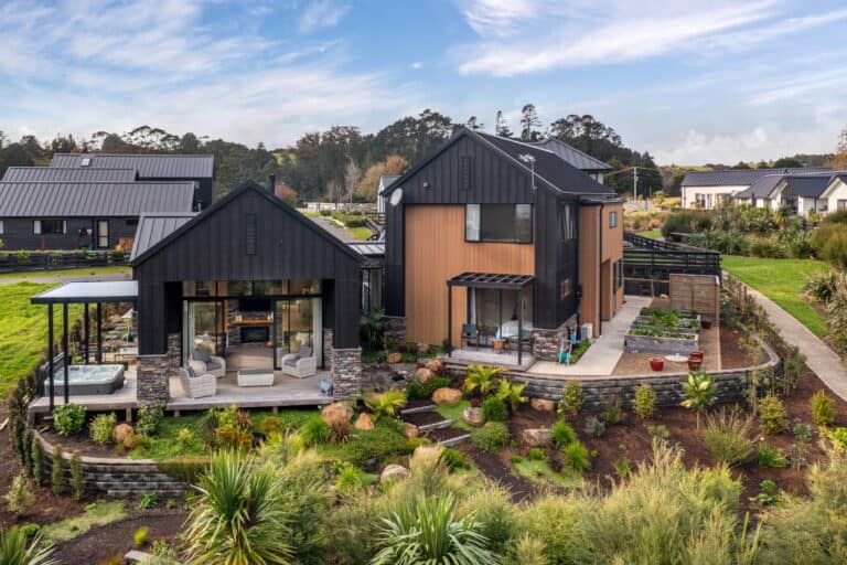 10 Hirere Road-02-Low res