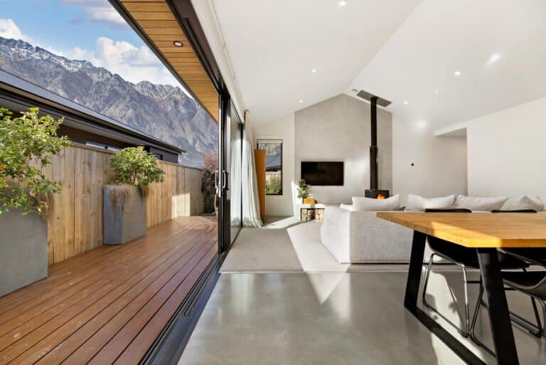 open plan living fowler homes queenstown 12