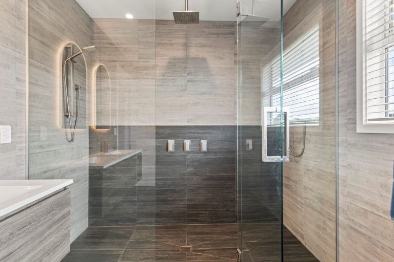 ensuite bathroom fowler homes manawatu 9397