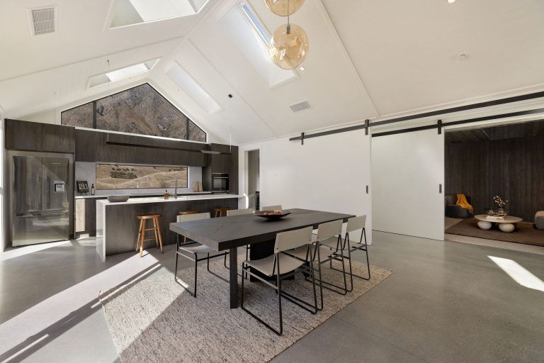 jack's point queenstown fowler homes dining kitchen 12