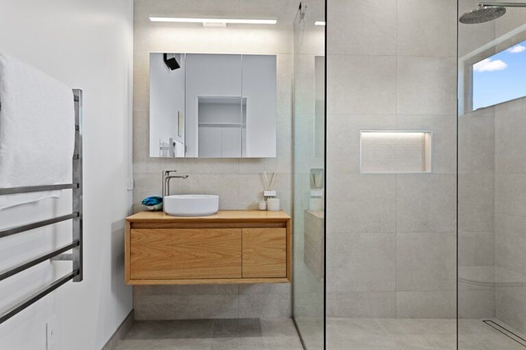 bathroom fowler homes christhchurch south gold hoy 6152 1 12 25