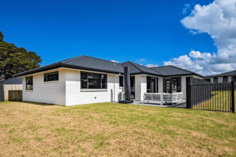 waipu exterior fowler homes northland 1900px